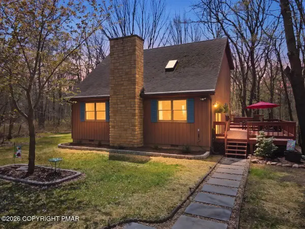 54 Berry Lane, Jim Thorpe, PA 18229