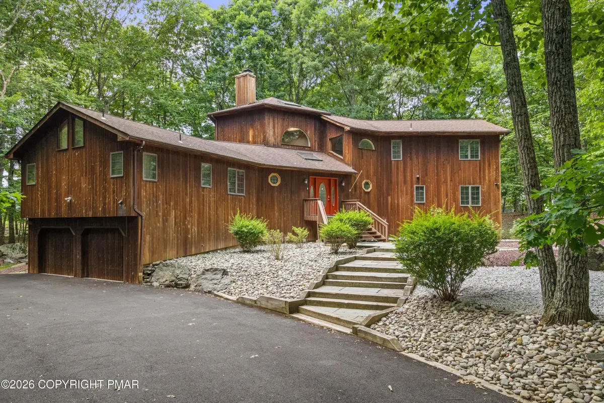 3282 Stonehenge Drive, East Stroudsburg, PA 18301 - #1