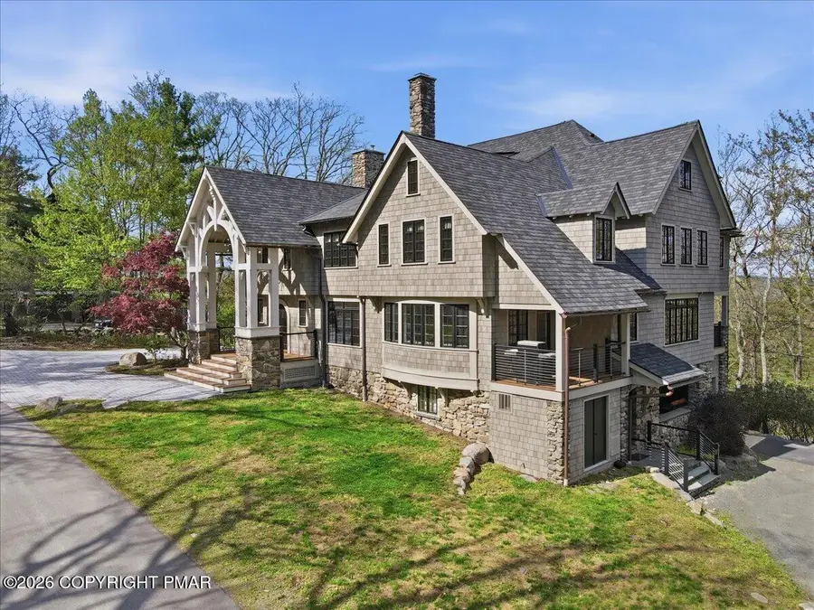 214 Summit Drive, Buck Hill Falls, PA 18323 - #2