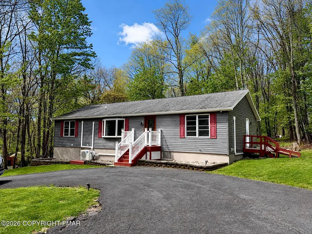 30 Burrwood Drive, Effort, PA 18330 - #1