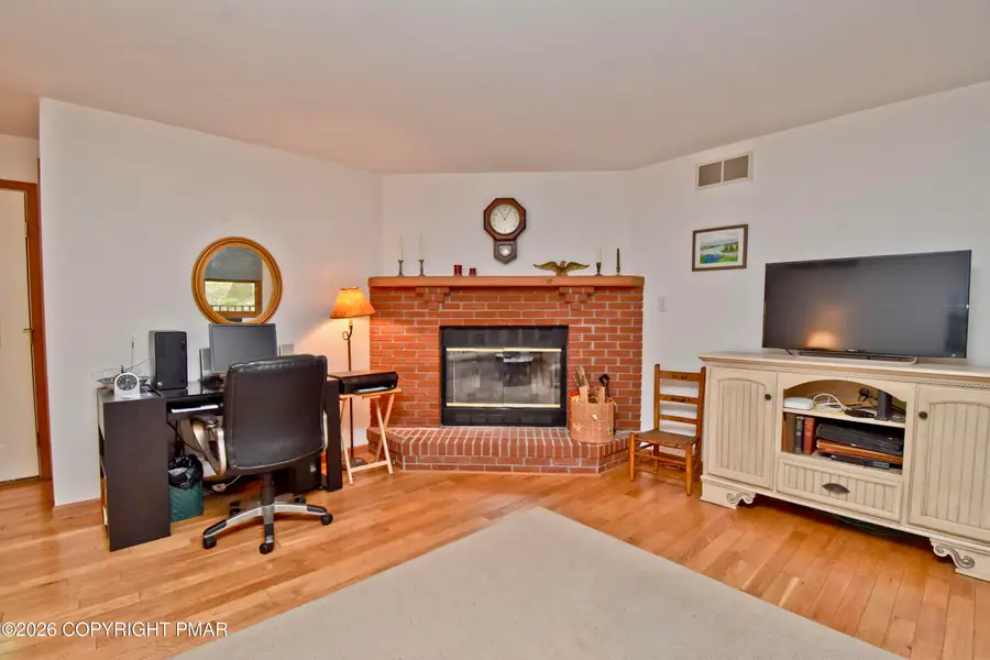 40 September Circle, East Stroudsburg, PA 18301 - #3