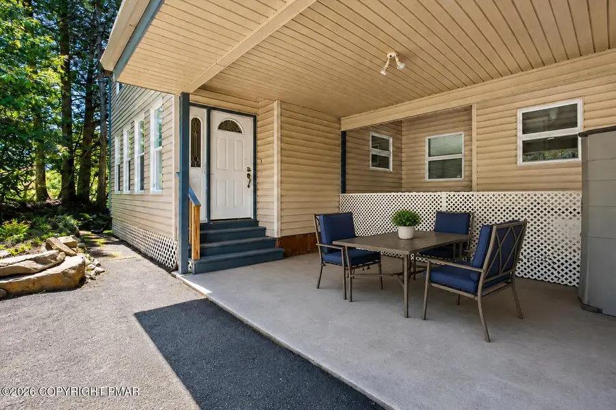 1330 Hilltop Drive, Long Pond, PA 18334 - #2