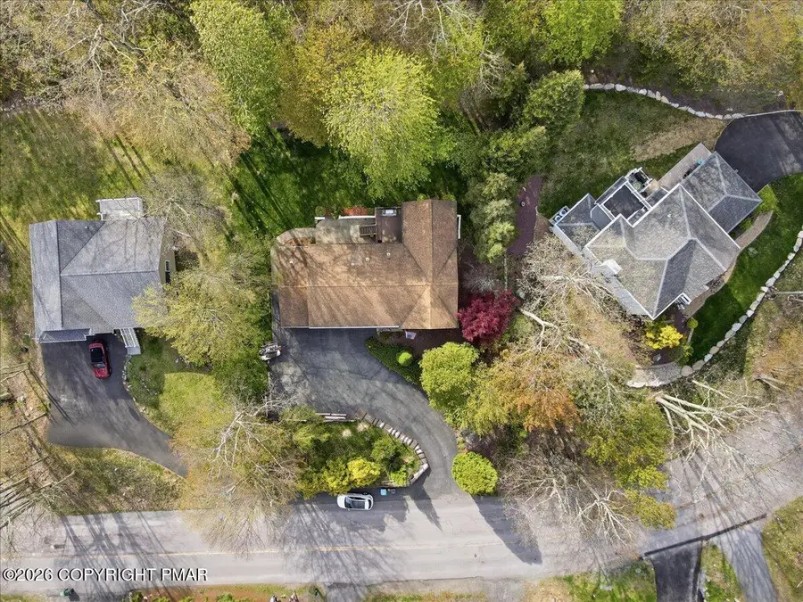31 Brunswick Drive, Mount Pocono, PA 18344 - #2