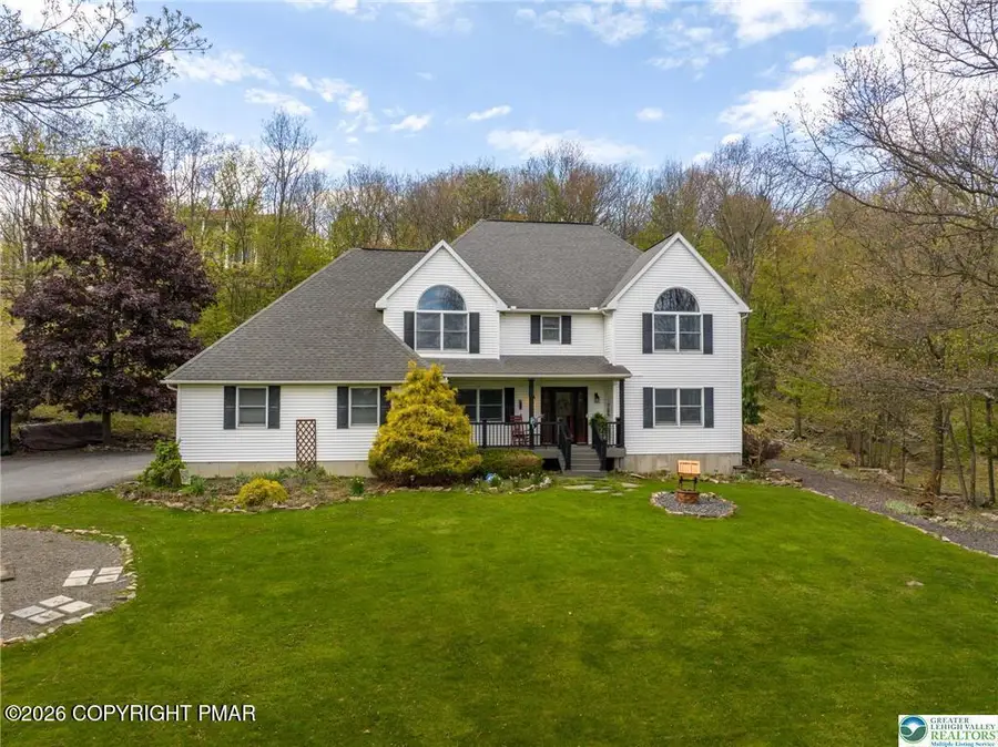 1254 Sky High Terrace, Effort, PA 18330 - #2
