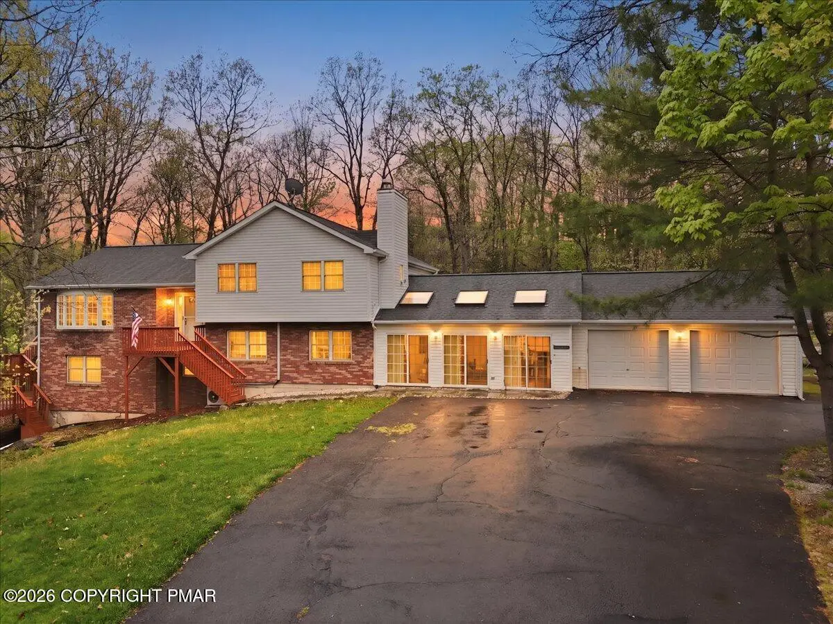 349 Bumble Bee Pass, Cresco, PA 18326 - #1