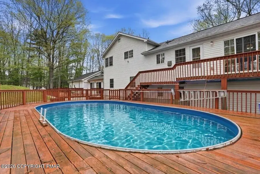 349 Bumble Bee Pass, Cresco, PA 18326 - #2