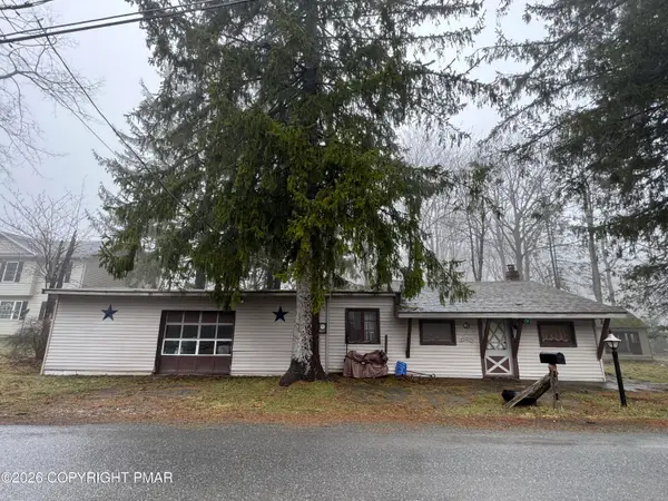 1254 Pocono Heights Road, Tobyhanna, PA 18466