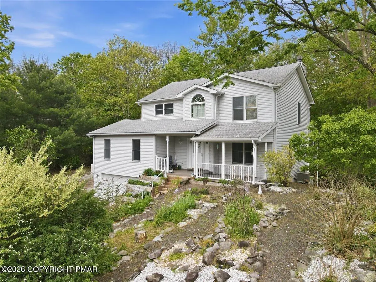 279 Fringe Drive, East Stroudsburg, PA 18302 - #1