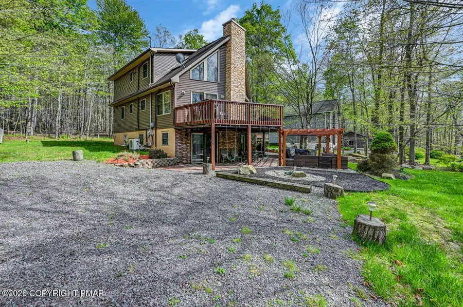 70 E Creek View Drive, Clifton, PA 18424 - #2