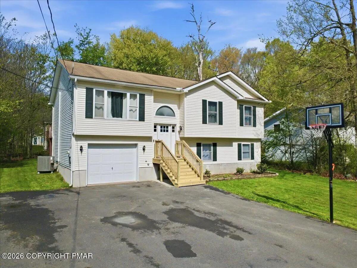 2108 Freedom Way, Pocono Summit, PA 18346 - #1