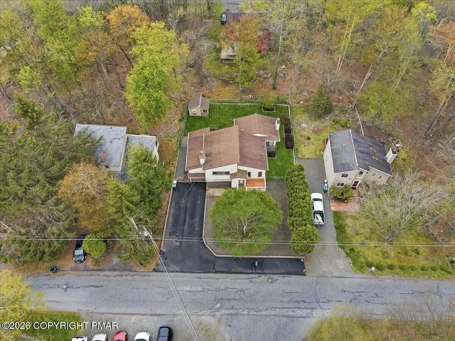 8495 Bumble Bee Way, Tobyhanna, PA 18466 - #3