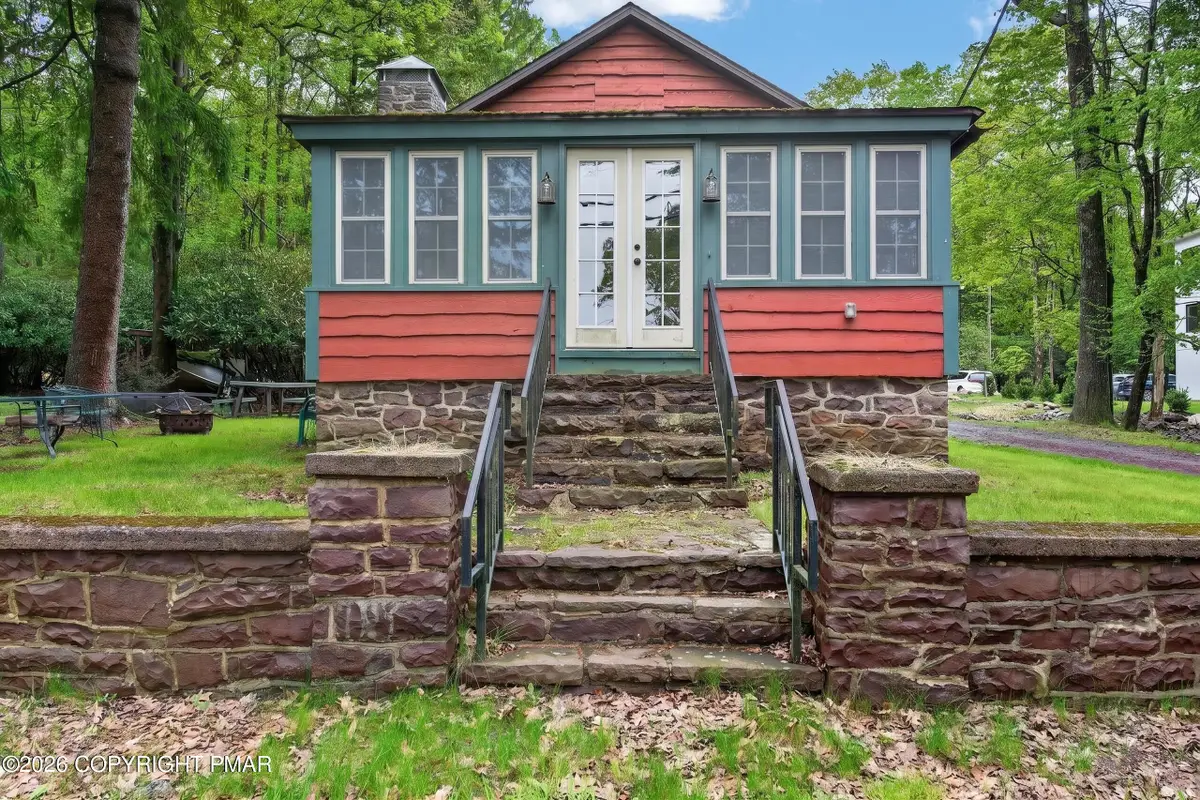 121 S Lake Drive, Lake Harmony, PA 18624 - #1