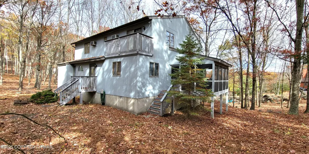 130 Bellingham Drive, Bushkill, PA 18324 - #1