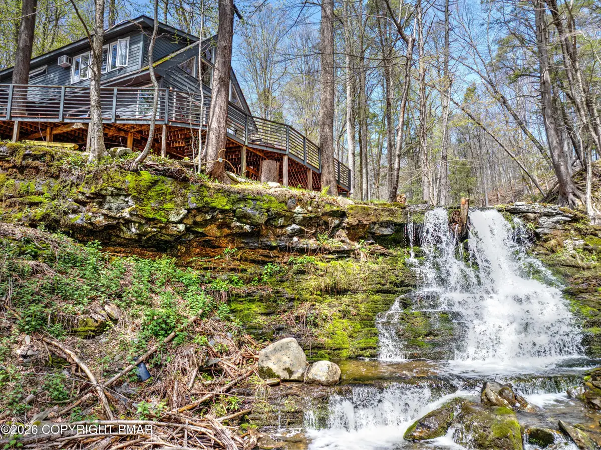 3140 Bear Road, Bushkill, PA 18324 - #1