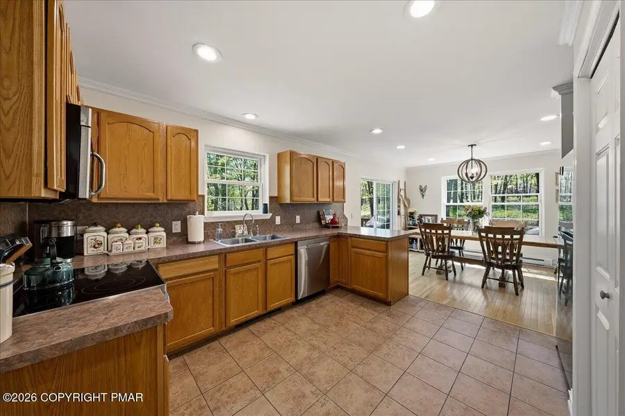 148 Mallard Path, Bushkill, PA 18324 - #2