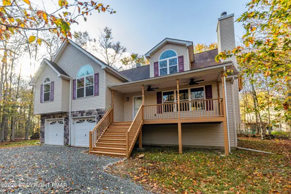 7170 Winnebago Drive, Pocono Lake, PA 18347