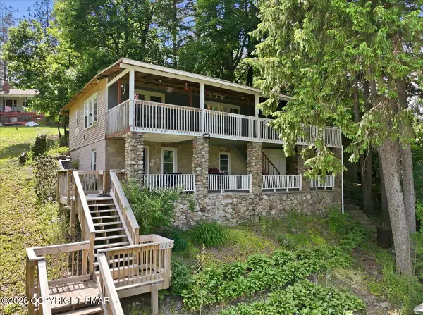 Address Withheld By Seller, Saylorsburg, PA 18353