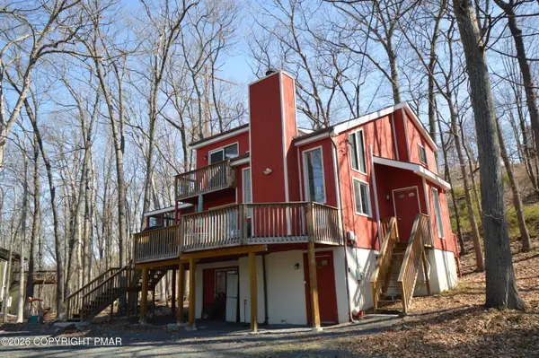 128 Ashley Court, Bushkill, PA 18324