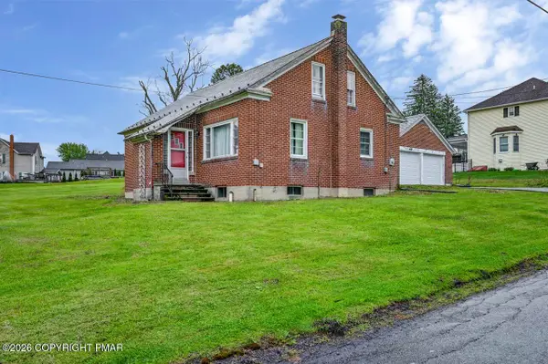 51 NW Hazen Avenue, Bangor, PA 18013