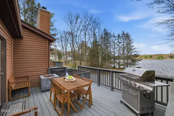 128 Lidio Road, Blakeslee, PA 18610