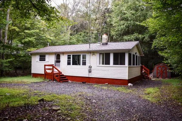 239 Maxatawny Drive, Pocono Lake, PA 18347