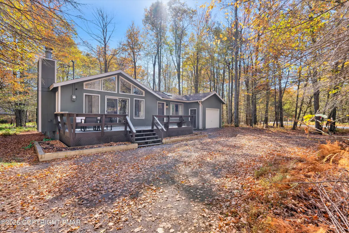 6 Ingrid Drive, Clifton, PA 18424 - #1