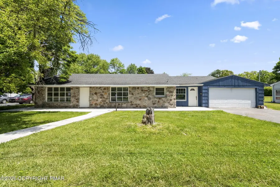 95 10th Street, Matamoras, PA 18336 - #2