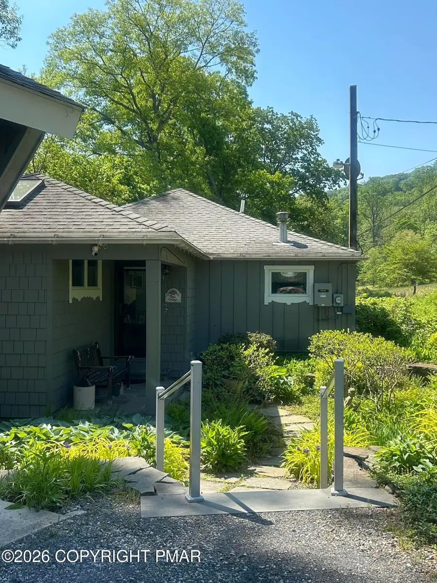 4379 River Road, Mount Bethel, PA 18343 - #2