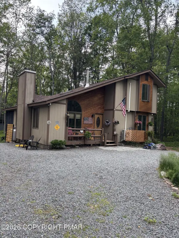 2218 White Oak Trail, Pocono Pines, PA 18350