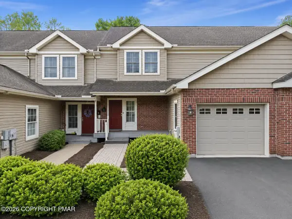 11 Oak Leaf Lane, East Stroudsburg, PA 18301