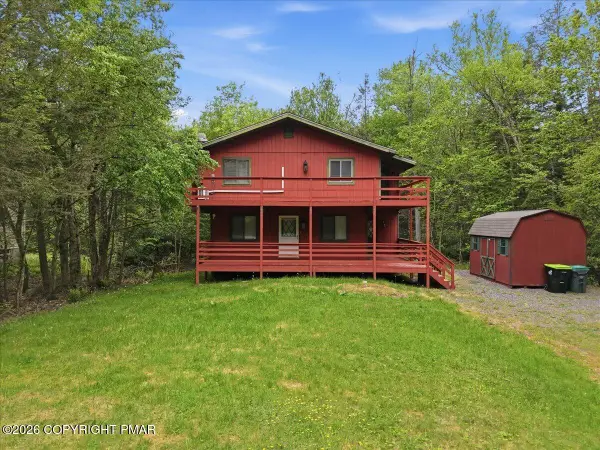 644 Cayuga Drive, Tobyhanna, PA 18466