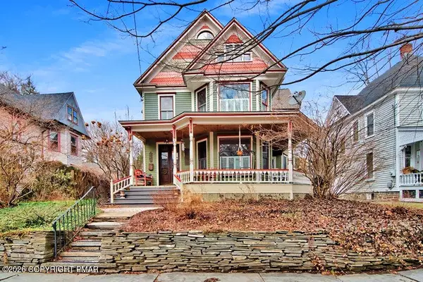 604 Thomas Street, Stroudsburg, PA 18360