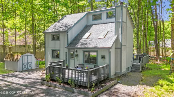 Address Withheld By Seller, Pocono Lake, PA 18347