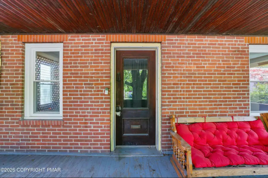 97 E Broad Street, East Stroudsburg, PA 18301 - #2
