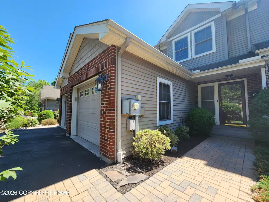 30 Oak Leaf Lane, East Stroudsburg, PA 18301 - #2
