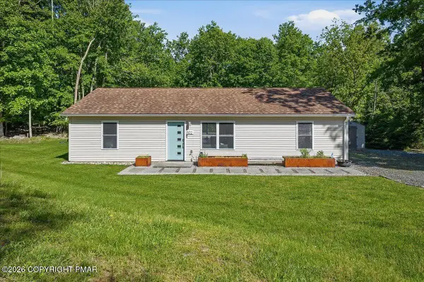 502 San Marco Court, Henryville, PA 18332