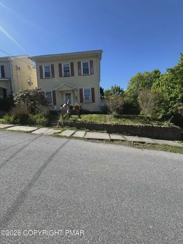 200 Division Street, Portland, PA 18351