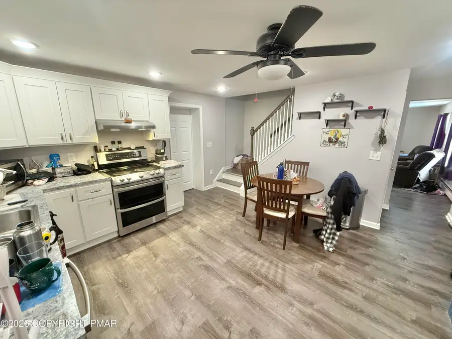 305 Oak Street, Jim Thorpe, PA 18229 - #3