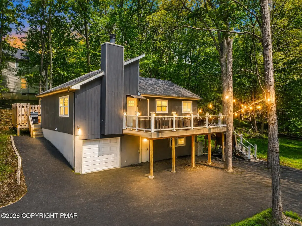 227 Julian Terrace, East Stroudsburg, PA 18301 - #1