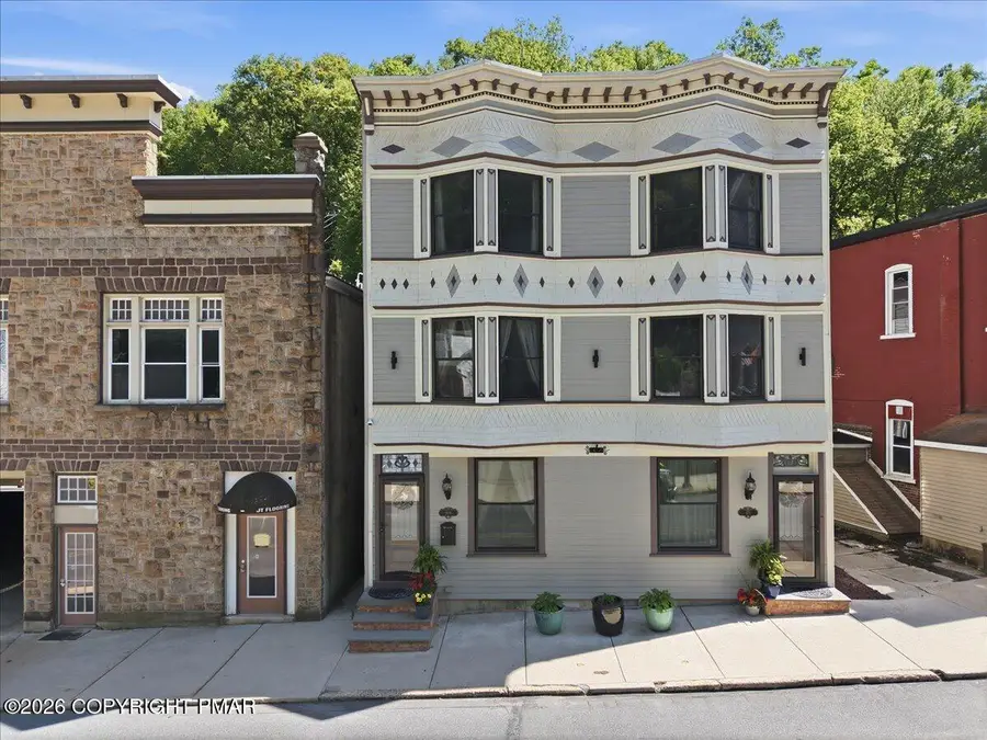 169 W Broadway, Jim Thorpe, PA 18229 - #2