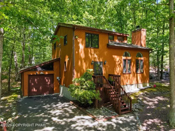 4107 Ashwood Lane, East Stroudsburg, PA 18301