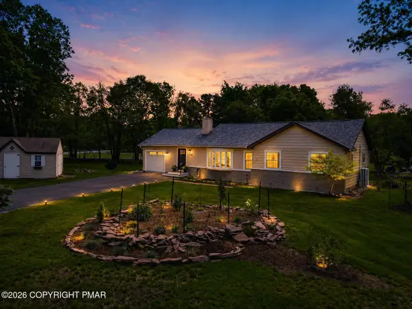 2039 Candlewood Drive, Blakeslee, PA 18610