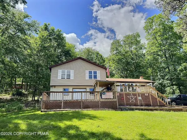 3207 Pine Ridge Drive, Bushkill, PA 18324