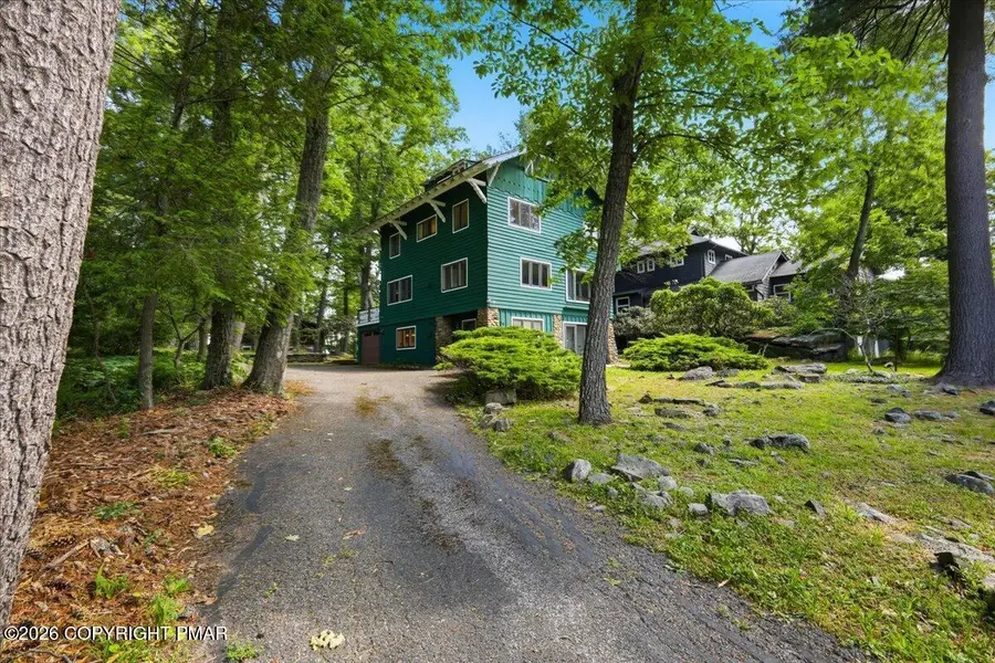 119 Falls Drive, Buck Hill Falls, PA 18323 - #3
