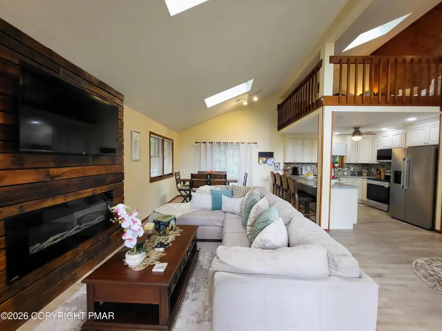 251 Dorchester Drive, Bushkill, PA 18324 - #3