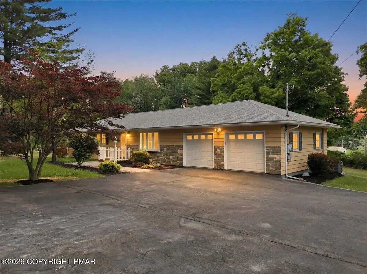 2103 Westbury Drive, Stroudsburg, PA 18360 - #1