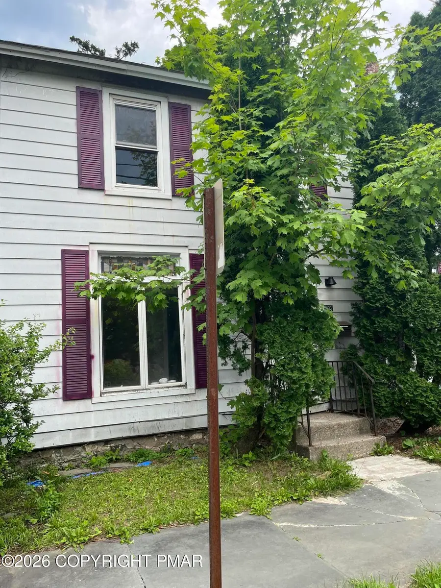202 N Courtland Street, East Stroudsburg, PA 18301 - #2