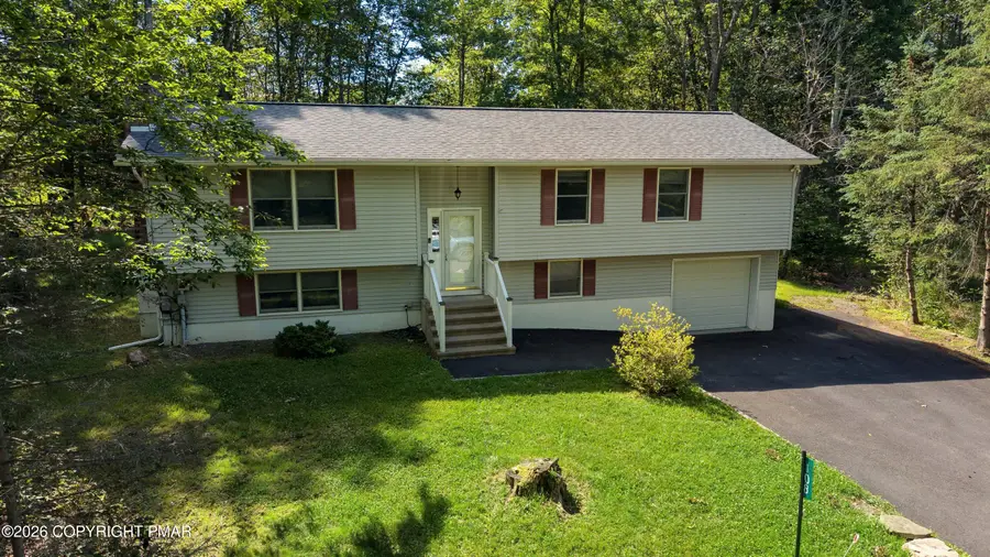 108 Remington Circle, Tobyhanna, PA 18466 - #3