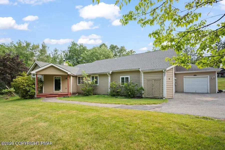 2241&2243 Meadow Sage Court, East Stroudsburg, PA 18301 - #2