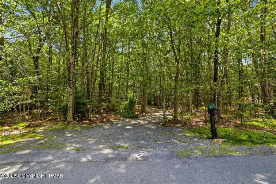 2127 Onondaga Way, Tobyhanna, PA 18466 - #3